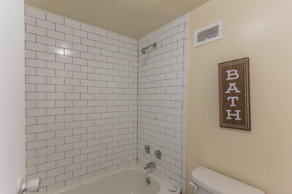 Affordable Downtown Memphis Apartment W Views Ngoại thất bức ảnh
