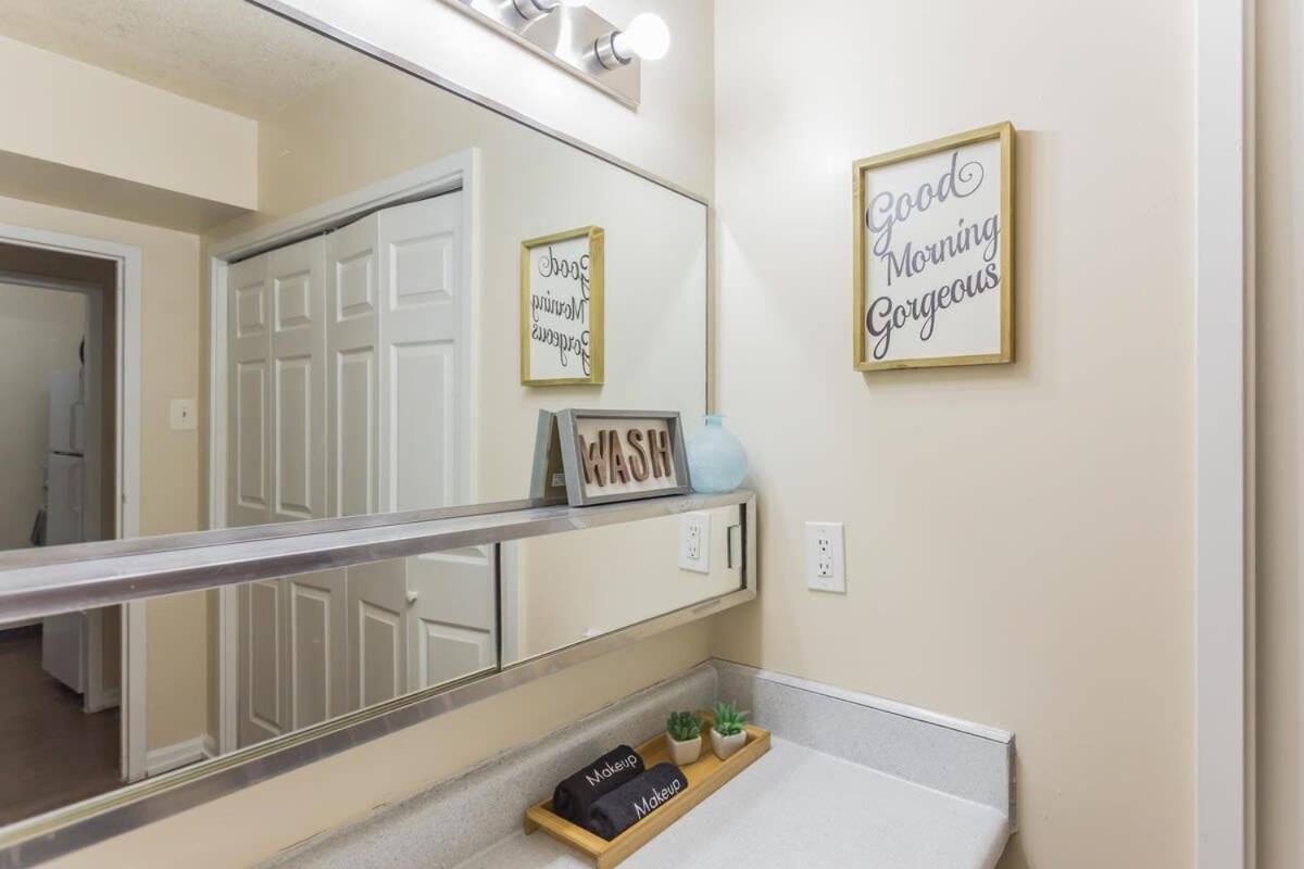 Affordable Downtown Memphis Apartment W Views Ngoại thất bức ảnh