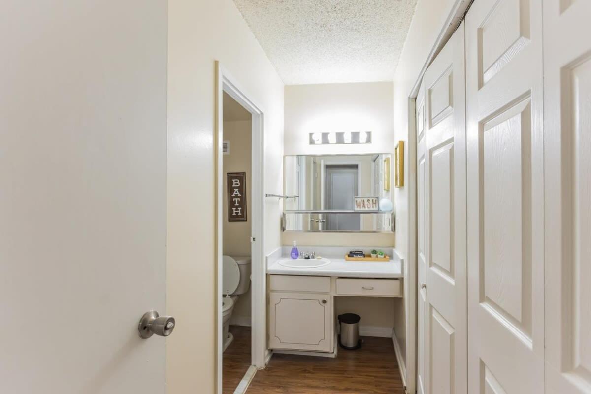 Affordable Downtown Memphis Apartment W Views Ngoại thất bức ảnh