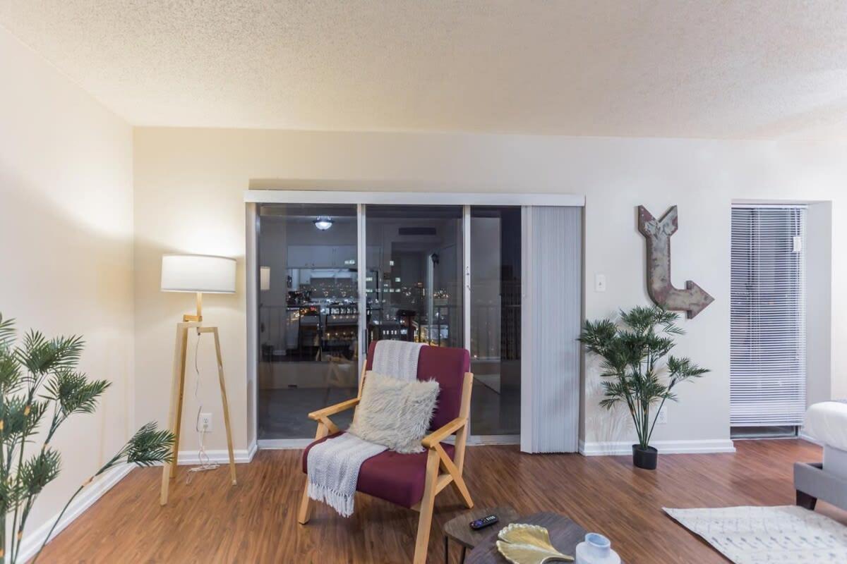 Affordable Downtown Memphis Apartment W Views Ngoại thất bức ảnh